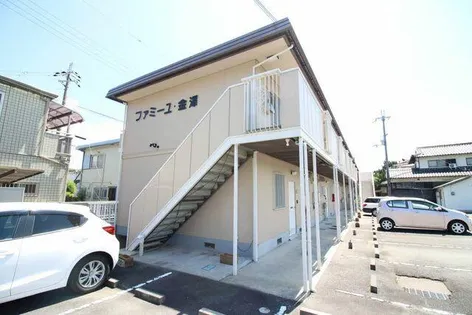 ファミーユ金澤の画像