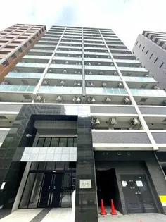 アーデンタワー本町イースト【13階】の外観