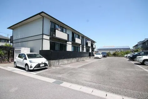 グランパス日名の画像