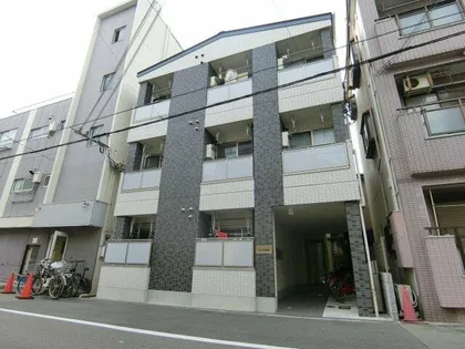 ラルーチェ杉本町【1階】の外観