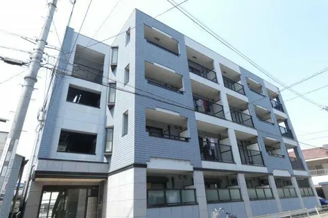 カルチェ ラタンの画像