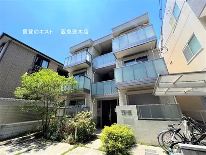 シャーメゾンフローラ【1階】の外観