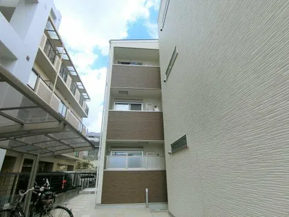 ラモーナ照ヶ丘Ⅱ【2階】の外観