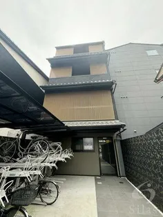 クレア・ラ・クーオ【1階】の外観