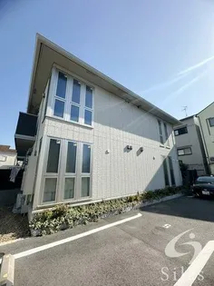 ラリュールの画像