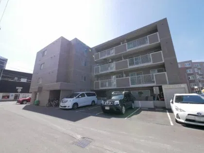 ロームラス桑園の画像