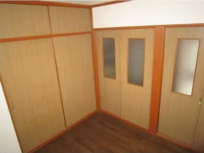 SEASIDEハイツ【202号室】の居間