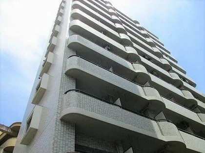 ライオンズマンション小倉駅南第3【8階】の外観