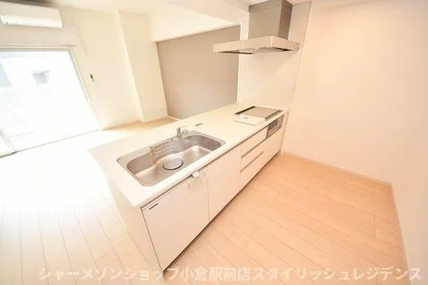 Familie【12階】の間取り