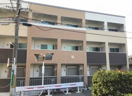 GLANZ 深井の画像