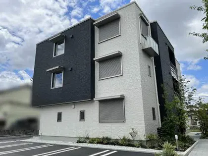 フォレスト コートの画像