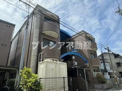 新和パレス西宮ガーデンズ前【1階】の外観