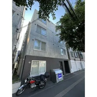 エステート北19【4階】の外観