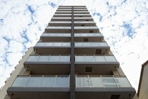 福岡県福岡市中央区大手門3丁目【マンション】の外観