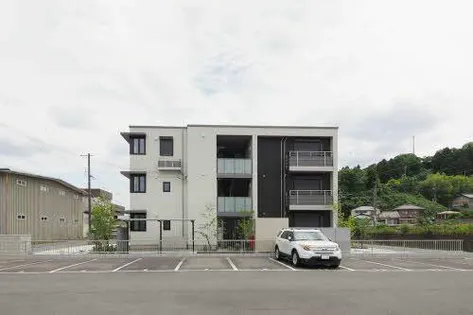 シャーメゾン五月の画像