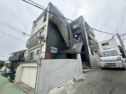 みやマンション【301号室】の外観
