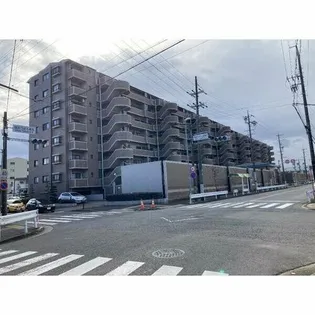 ファミール庄内通の画像