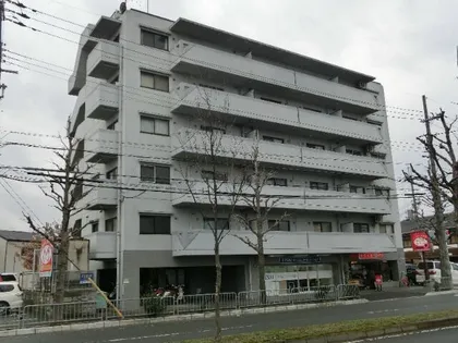 グランドール桂川畔【3階】の外観