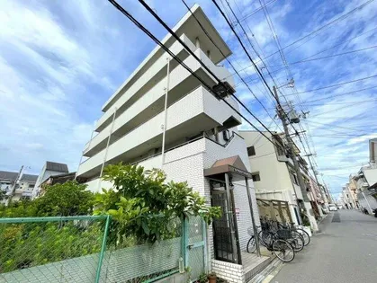 ロイヤルハイツ山之内【3階】の外観