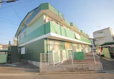 ヌーブル香里の画像