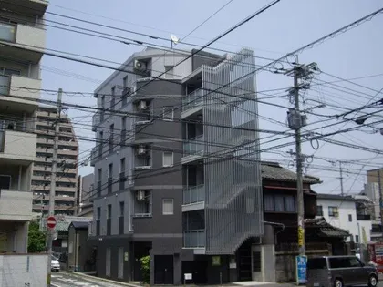 プリヴェラヴィ白金の画像
