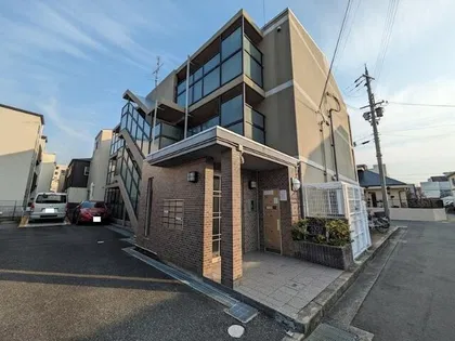 AXIS M&Sの画像
