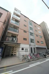 クイーンズコート天満【2階】の外観