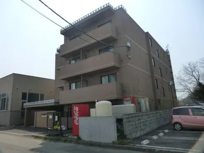 ラウルあいの里【3階】の外観