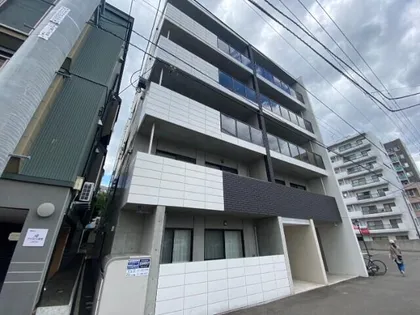 Saint-Julien【3階】の外観