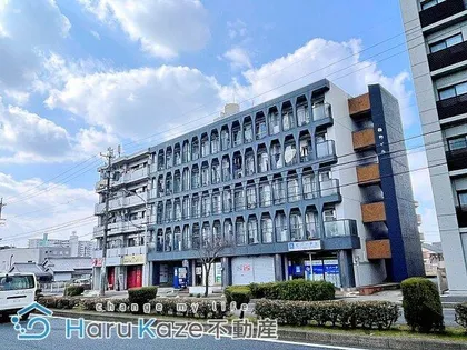 梅野ビルの画像