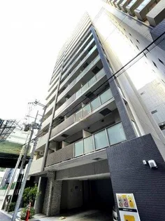 レジデンス南森町【7階】の外観