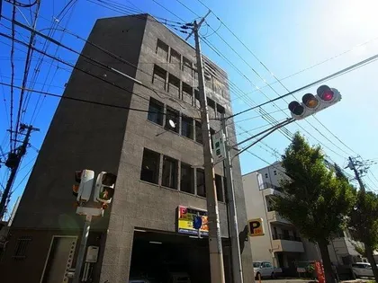 エルパラッツォ塚本【3階】の外観