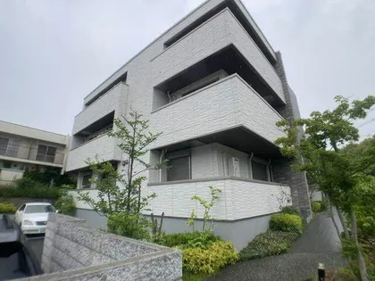 ソワニエ千里藤白台の画像