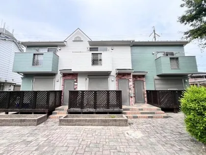 愛知県名古屋市中川区牛立町1丁目【テラスハウス】の外観