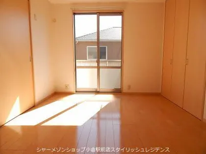 咲ら小路Ⅱ C棟【2階】の居間