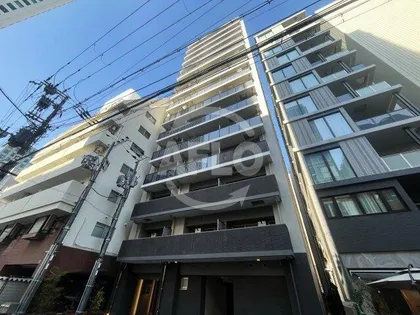 コンフォリア・リヴ淡路町一丁目【13階】の外観