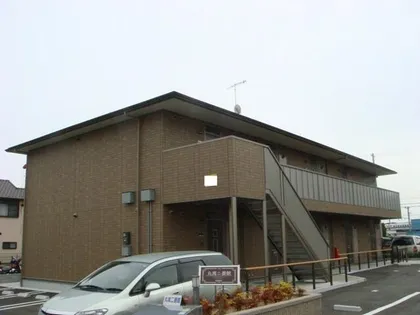 丸萬二番館の画像