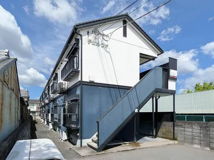 チェルヴォ【2階】の外観