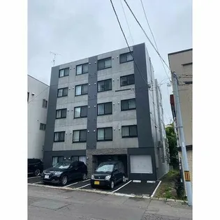 Y’sFRONT【205号室】の外観