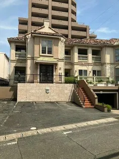 キャトルメゾンの画像