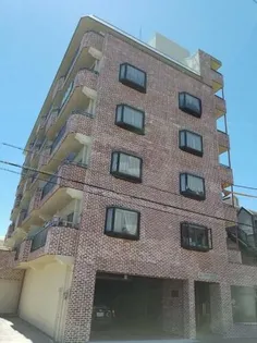 メゾン諏訪山の画像