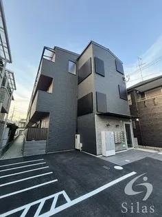 兵庫県川西市栄根1丁目【アパート】の外観