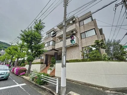 ロイヤルメゾン岡本の画像