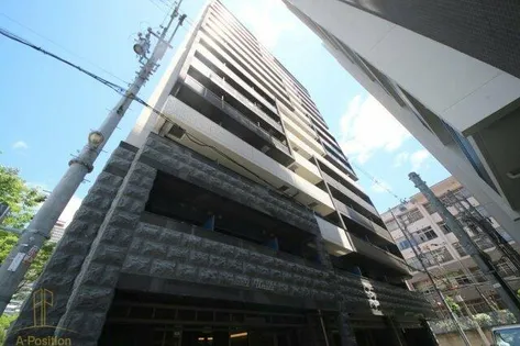 プレサンス梅田【9階】の外観
