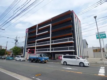 福岡県北九州市八幡西区陣山3丁目【マンション】の外観