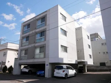 北海道札幌市中央区北九条西18丁目【マンション】の外観