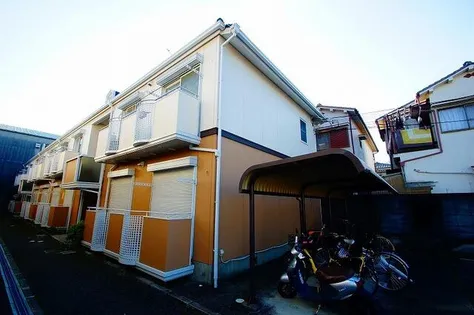 ラフォーレ弥生の画像