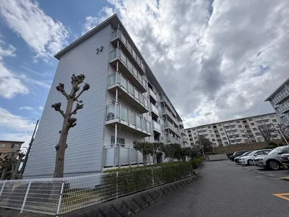 ひよどり台7団地32号棟の画像