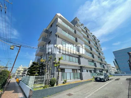 佐久間マンション【1階】の外観