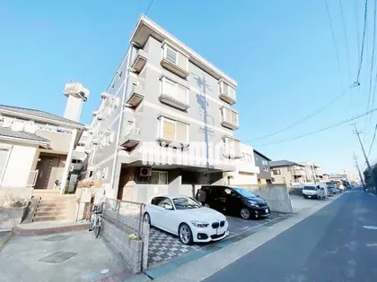 シャトーエミール【3階】の外観